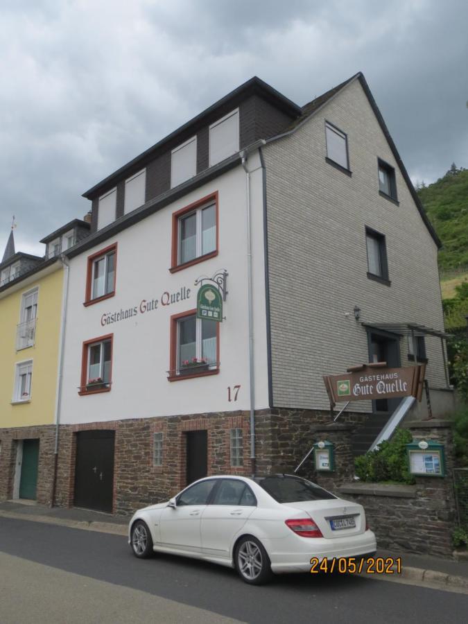 Hotel Und Gaestehaus Gute Quelle Cochem Exterior foto