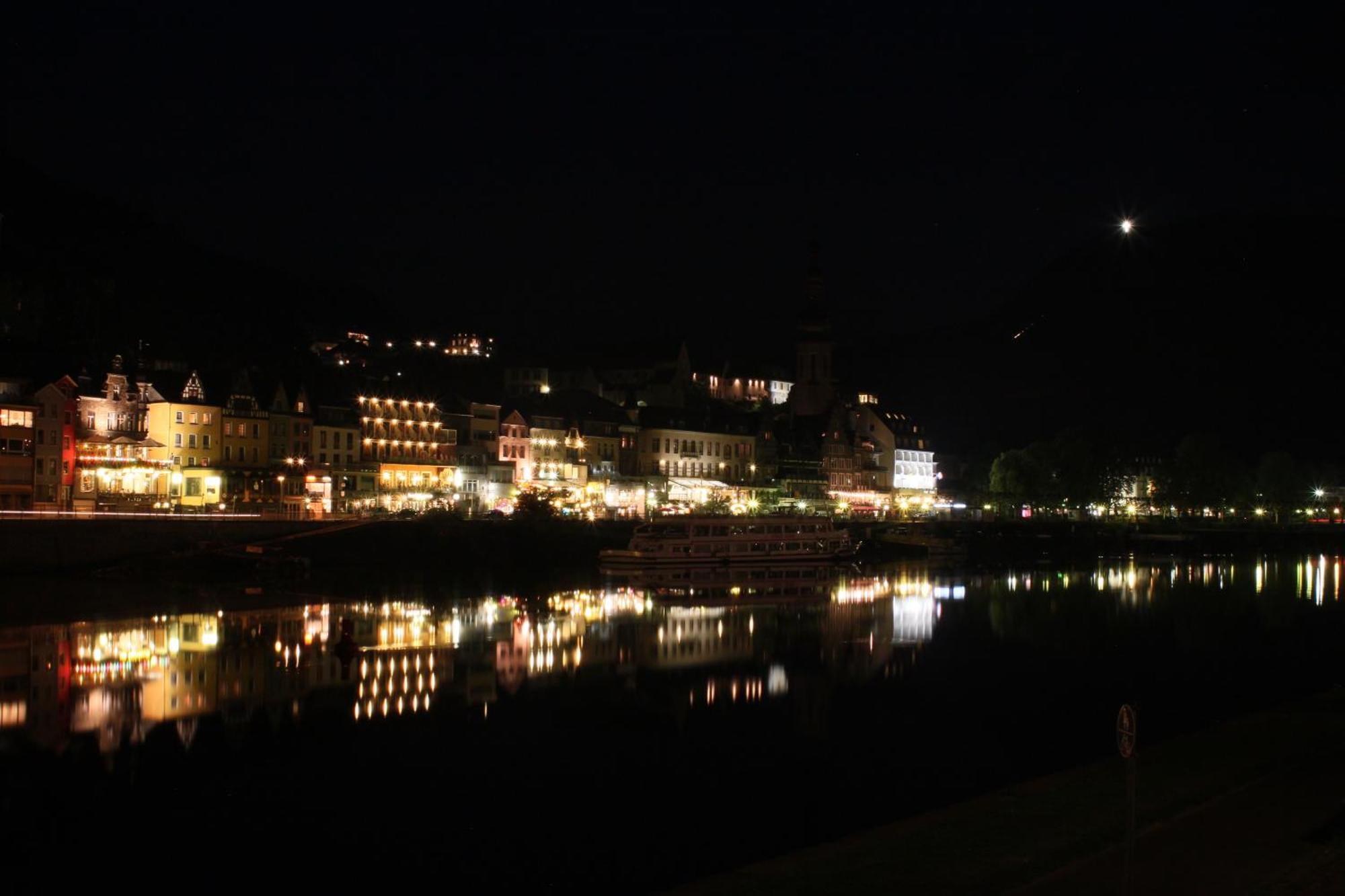 Hotel Und Gaestehaus Gute Quelle Cochem Exterior foto